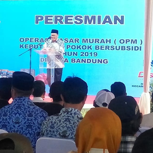 Read more about the article Giat Acara Peresmian Pasar Murah (OPM) Kebutuhan Pokok Bersubsidi Tahun 2019 Kota Bandung di Gor Citra kelurahan neglasari Kecamatan Cibeunying Kaler Oleh Bapak Walikota Bandung H. Oded Mohamad Danial, S.A.P.