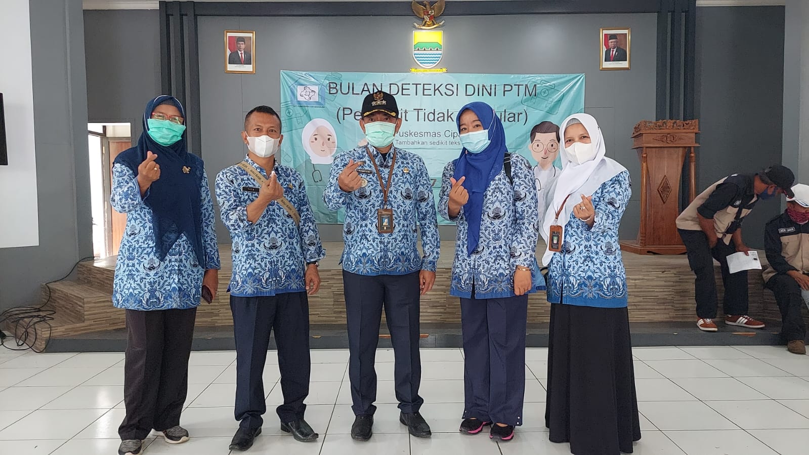 Kegiatan Bulan Deteksi Dini Penyakit Tidak Menular UPTD Puskesmas Cipamokolan Kota Bandung bekerja sama dengan Kecamatan Rancasari 17 Mei 2022
