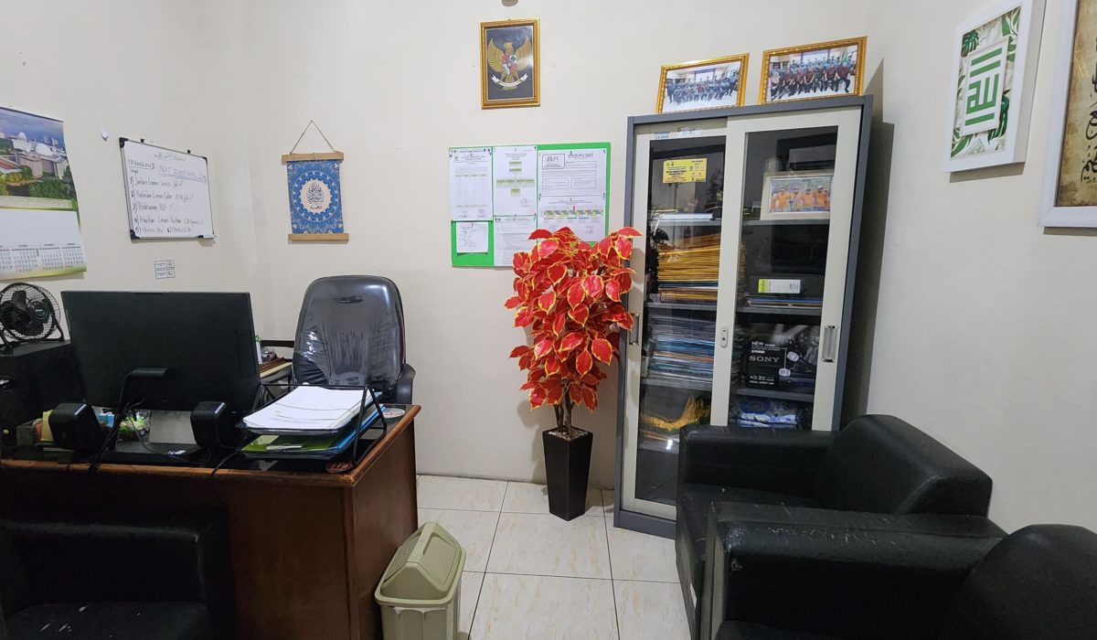 Ruang Kerja Kasi Pem