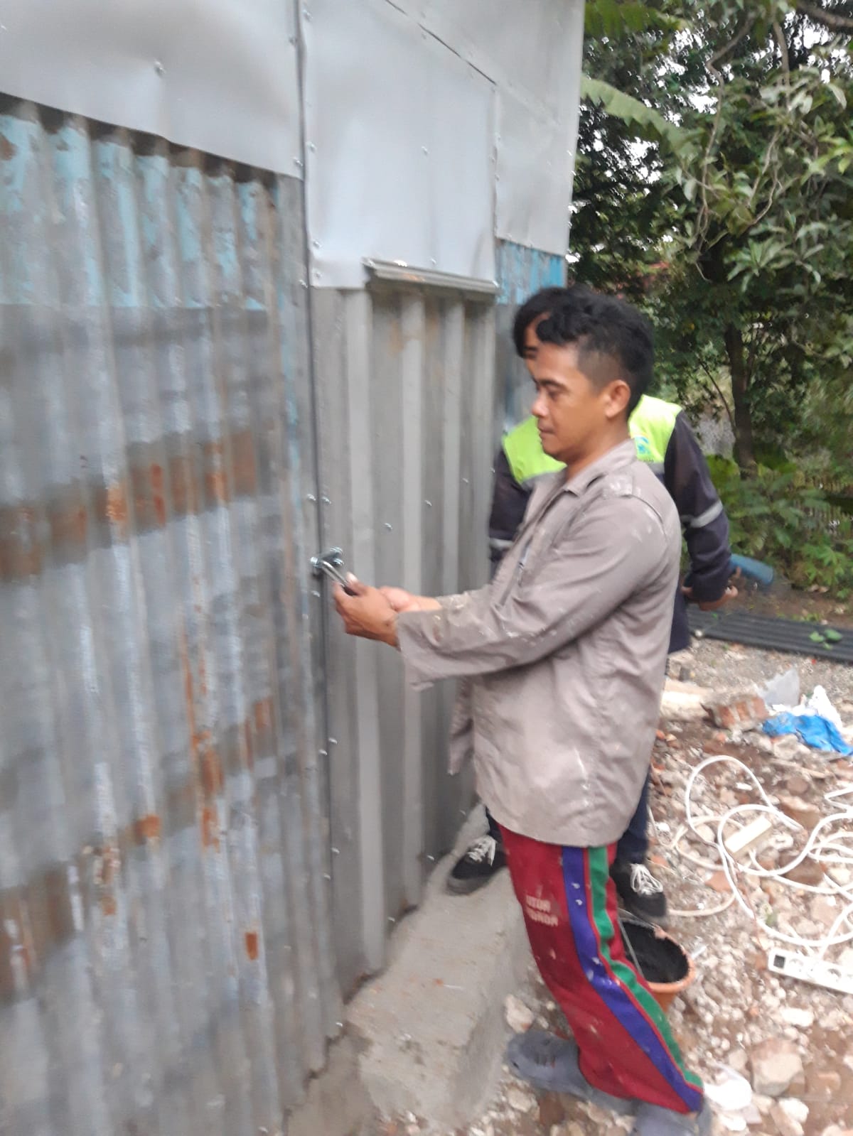 4) Rumah Maggot Sudah disiapkan Sebelumnya baik oleh Warga, Ke RW an dan Kelurahan Cicadas (2)