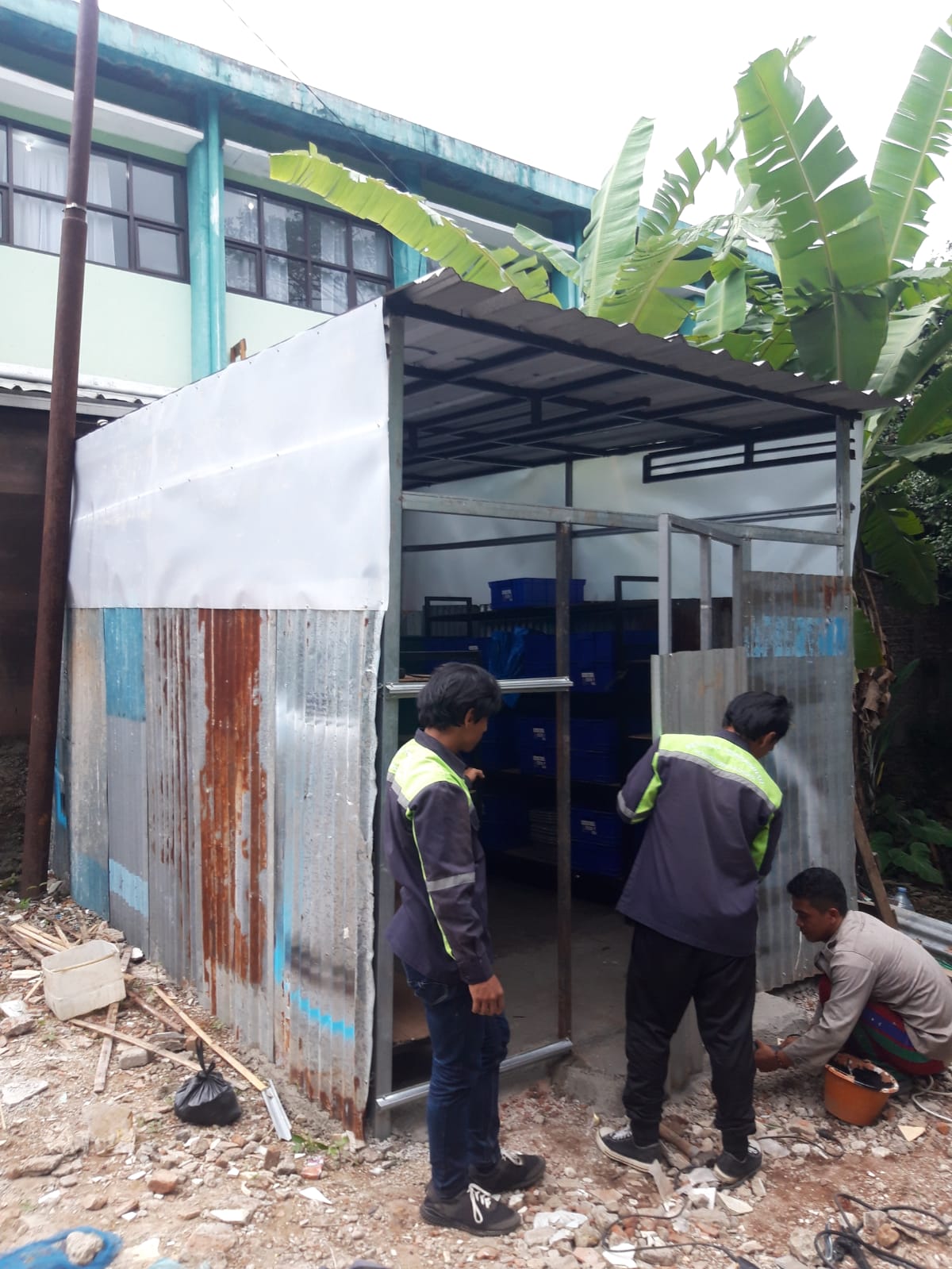 4) Rumah Maggot Sudah disiapkan Sebelumnya baik oleh Warga, Ke RW an dan Kelurahan Cicadas (8)