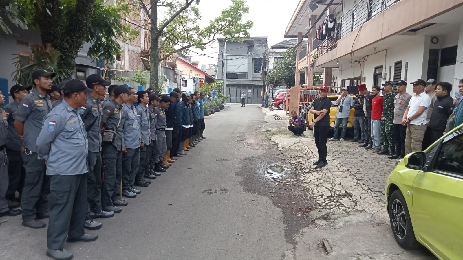 Read more about the article Perubuhan Bangunan Liar di depan SMAN 11 Bandung